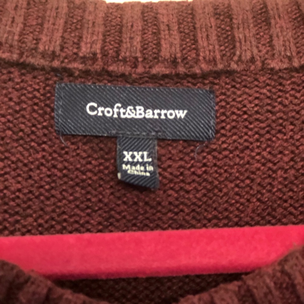 Maroon Sweater - Picture 4 of 4